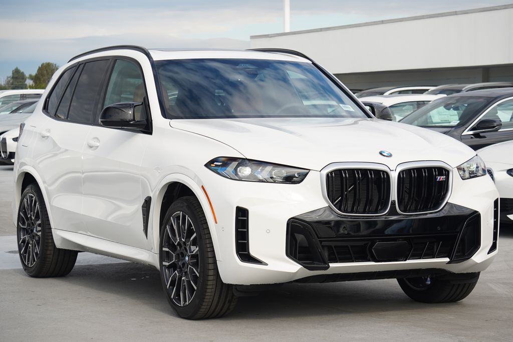 2025 BMW X5 M60i 3