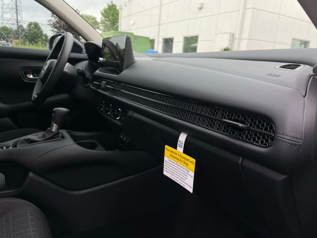 Thumbnail: 2026 Honda HR-V - 32