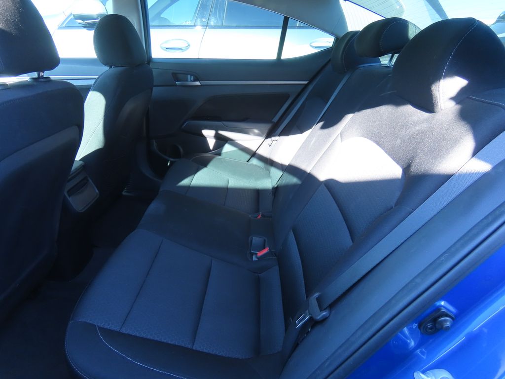 Thumbnail: 2017 Hyundai Elantra - 11