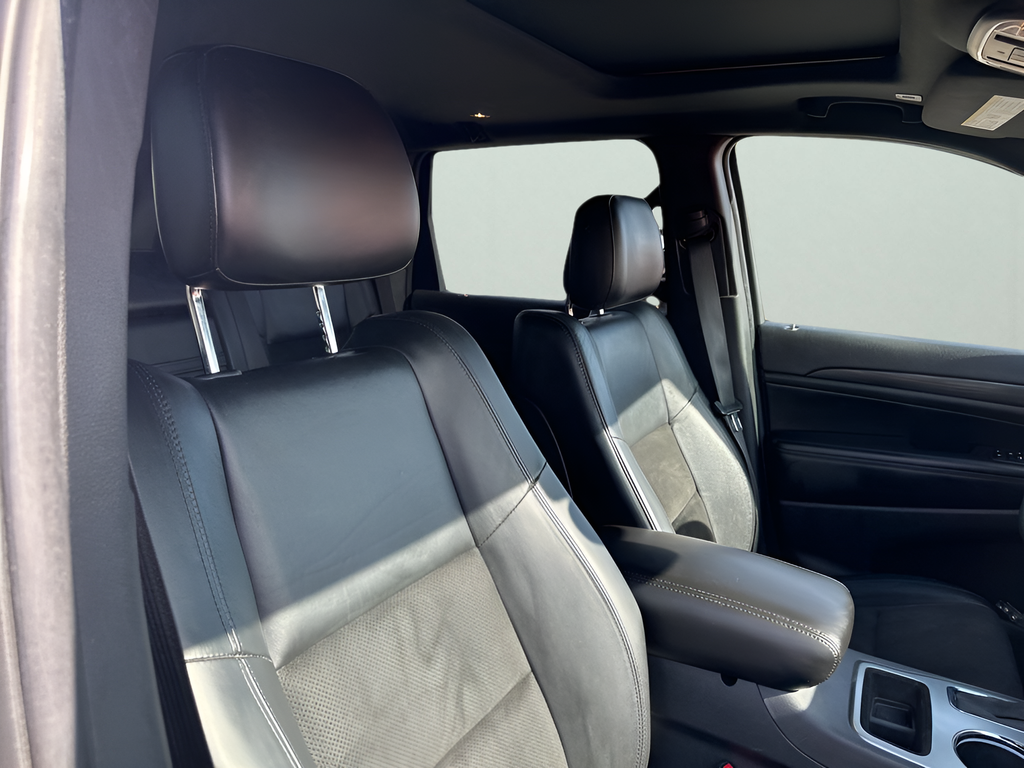 Used Car 2019 Jeep Grand Cherokee  Altitude For Sale Under $15,000 In Austin, Texas