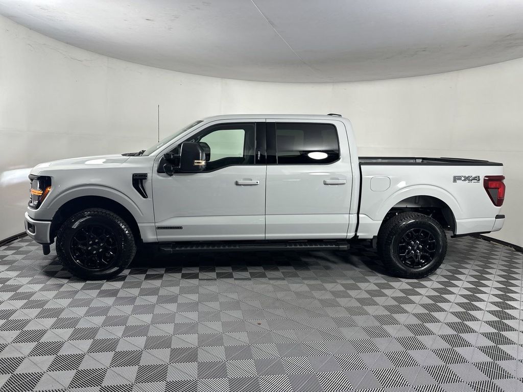 2024 Ford F-150 XLT 4