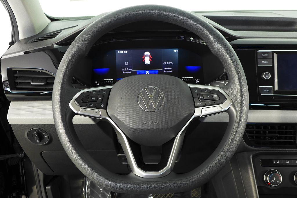 2022 Volkswagen Taos S 26