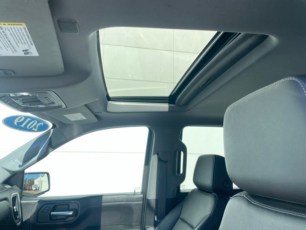 Thumbnail: 2019 Chevrolet Silverado 1500 - 28