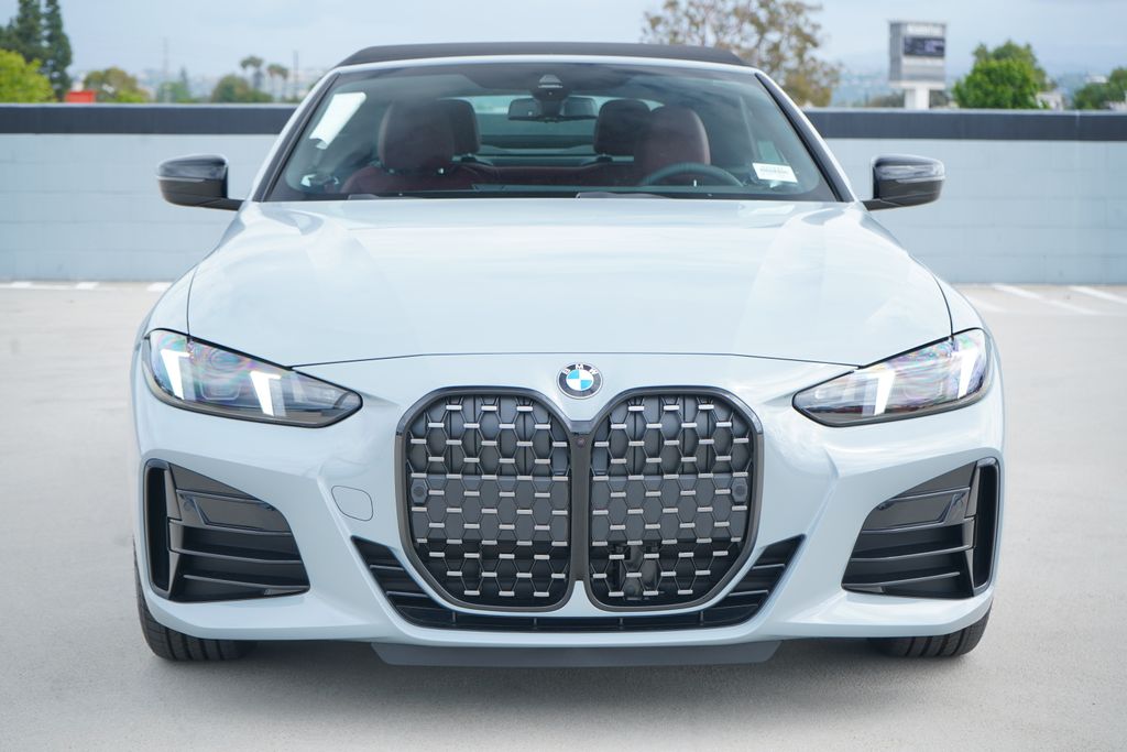 Thumbnail: 2026 BMW 4 Series - 3