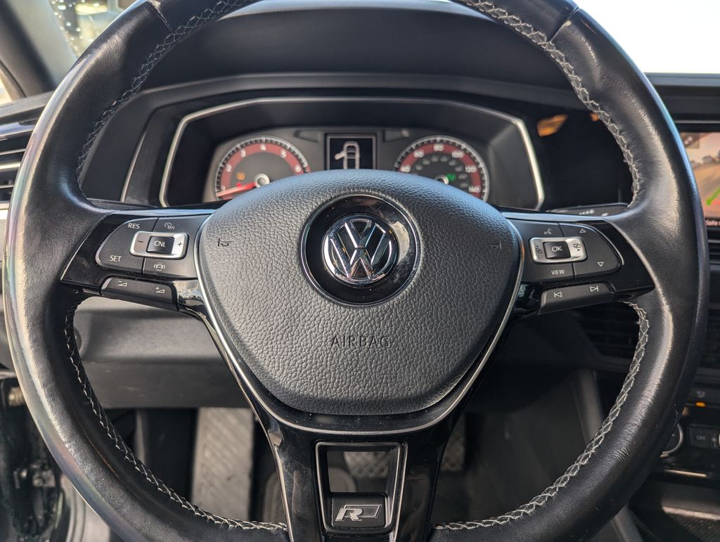 2019 Volkswagen Jetta R-Line 19