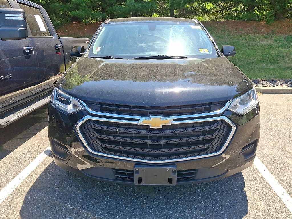 Thumbnail: 2021 Chevrolet Traverse - 2