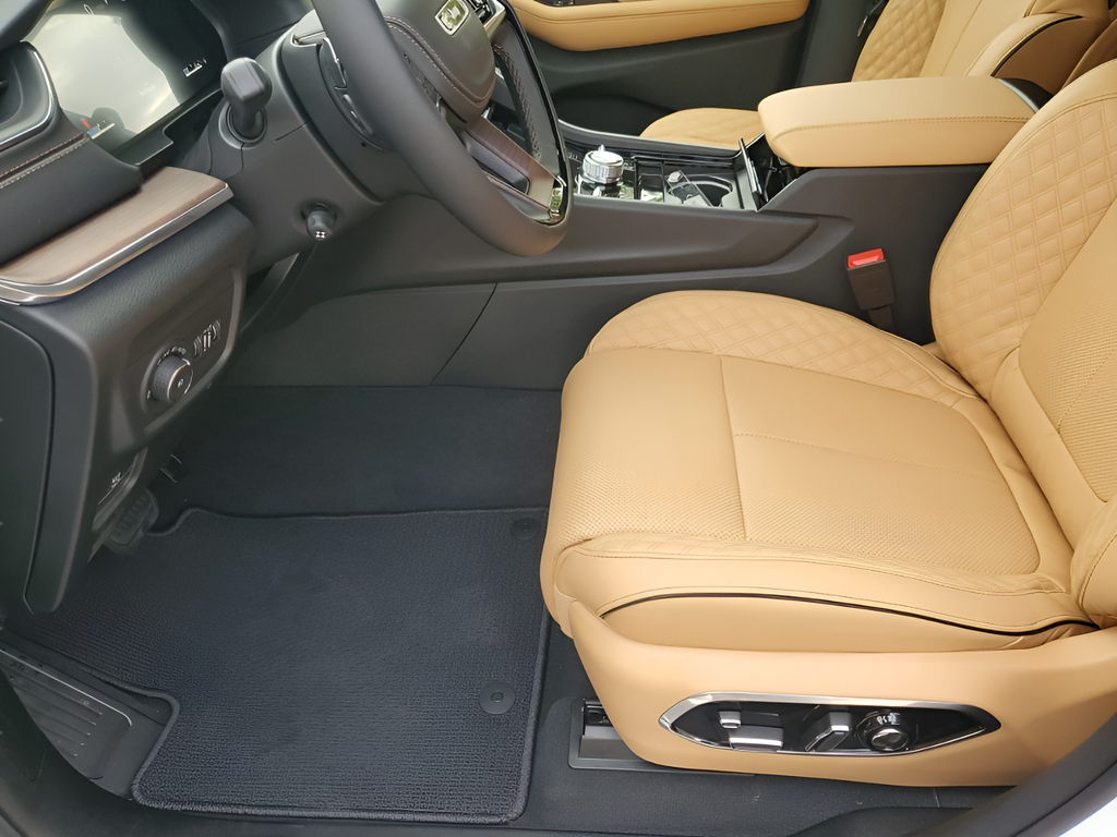 New Car 2025 Jeep Grand Cherokee L  Summit For Sale Under $60,000 In Austin, Texas