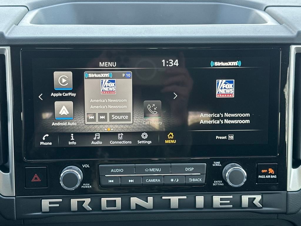 2025 Nissan Frontier SV photo