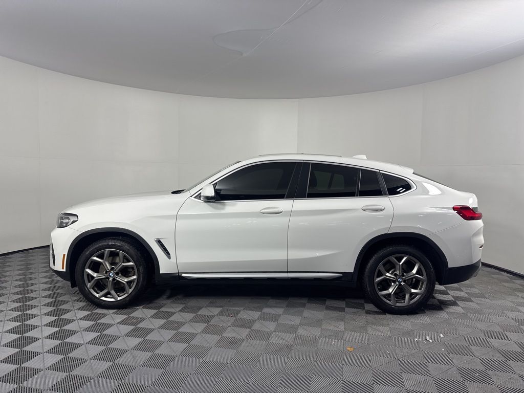 Thumbnail: 2023 BMW X4 - 8