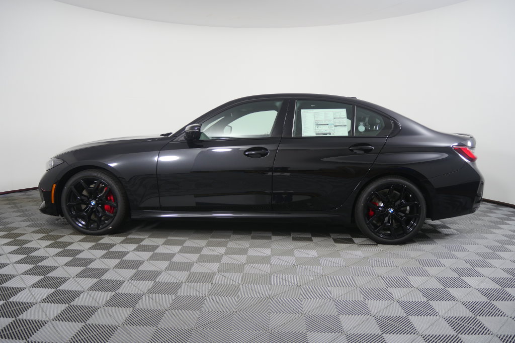 Thumbnail: 2026 BMW 3 Series - 7