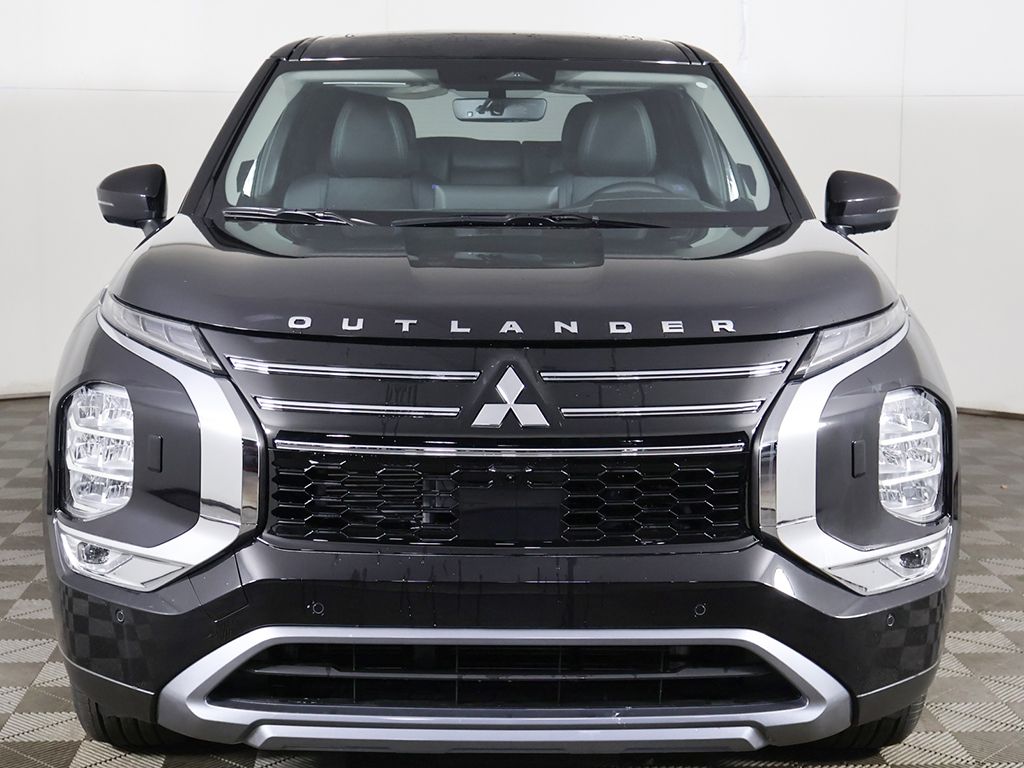 New 2026 Black Mitsubishi SE image 13
