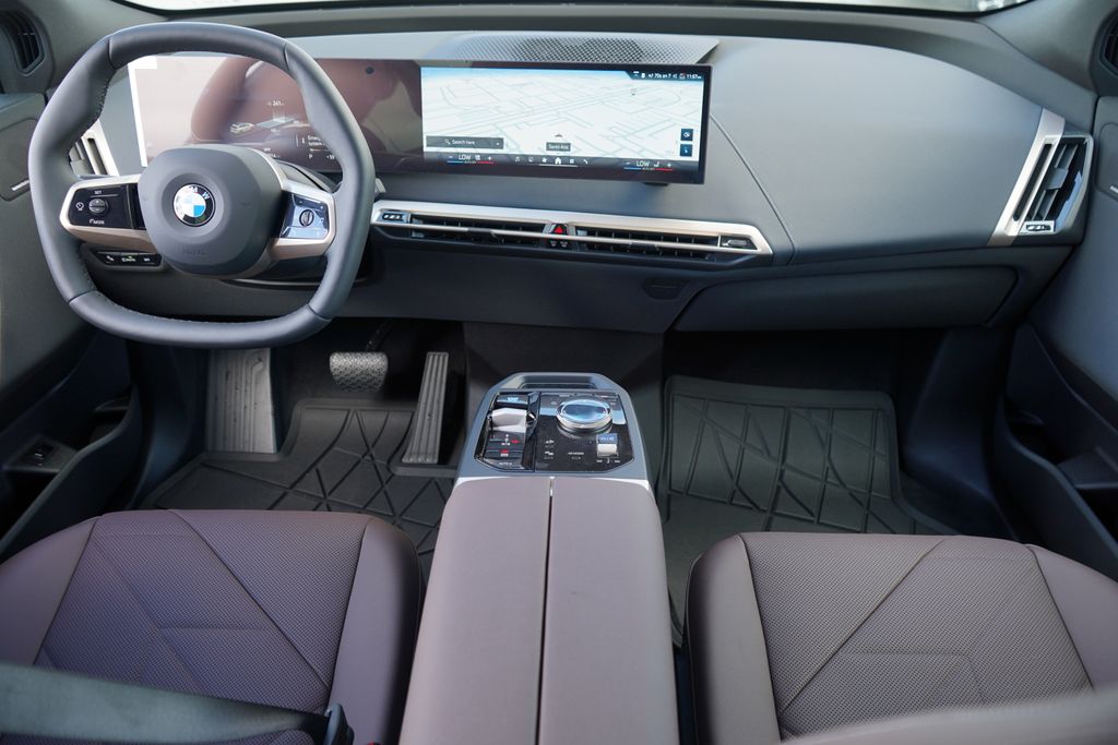 Thumbnail: 2026 BMW iX - 13