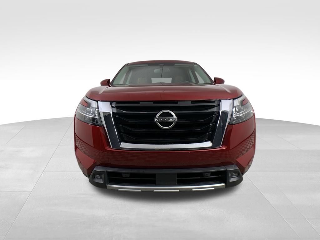 2022 Nissan Pathfinder Platinum 9