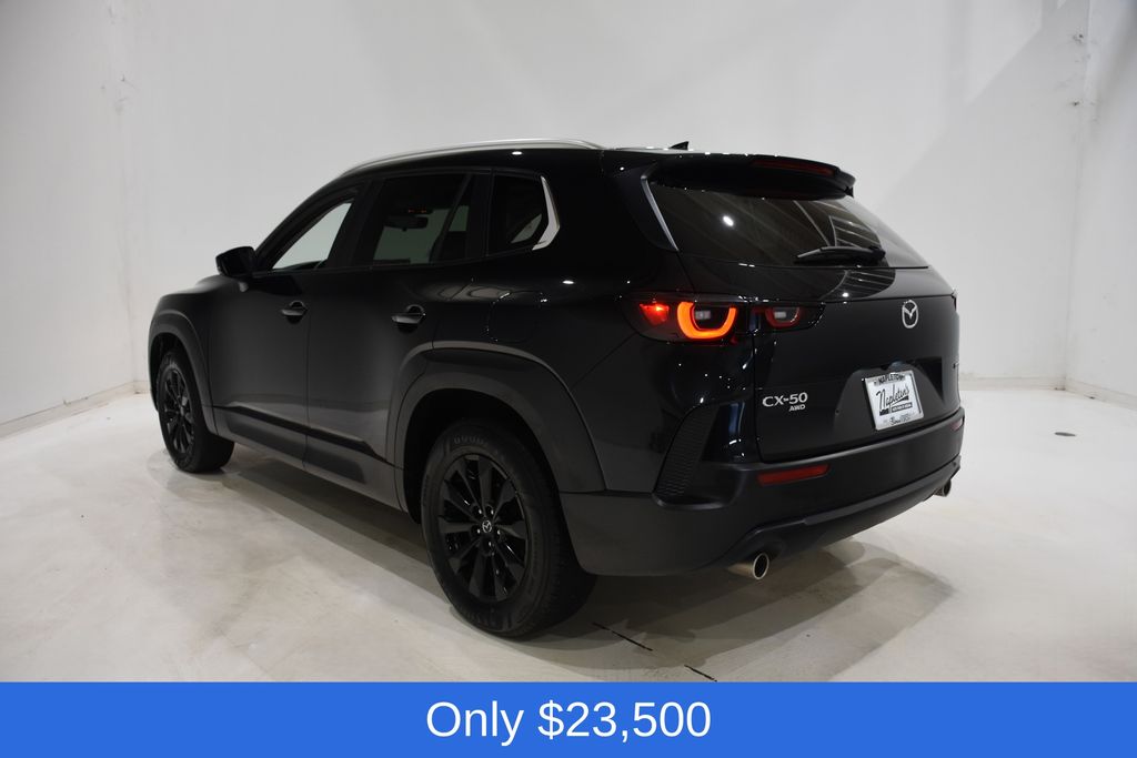 View vehicle photo 4