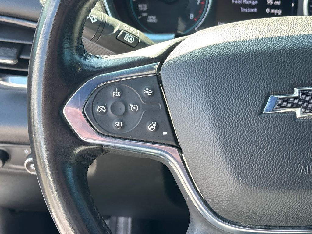 Used Car 2022 Chevrolet Traverse  Rs For Sale Under $30,000 In Austin, Texas