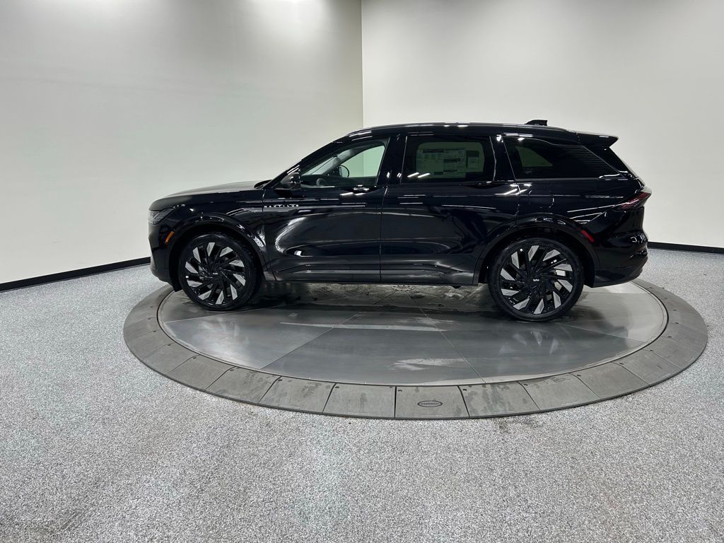 new 2026 Lincoln Nautilus car, priced at $77,180