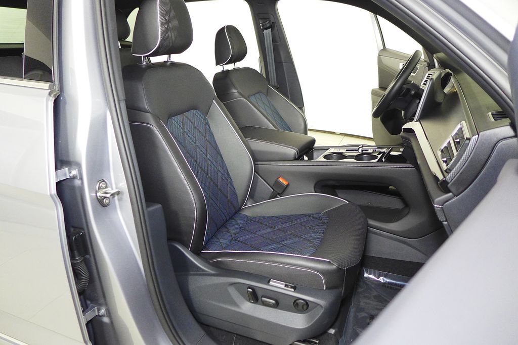 Thumbnail: 2025 Volkswagen Atlas - 19