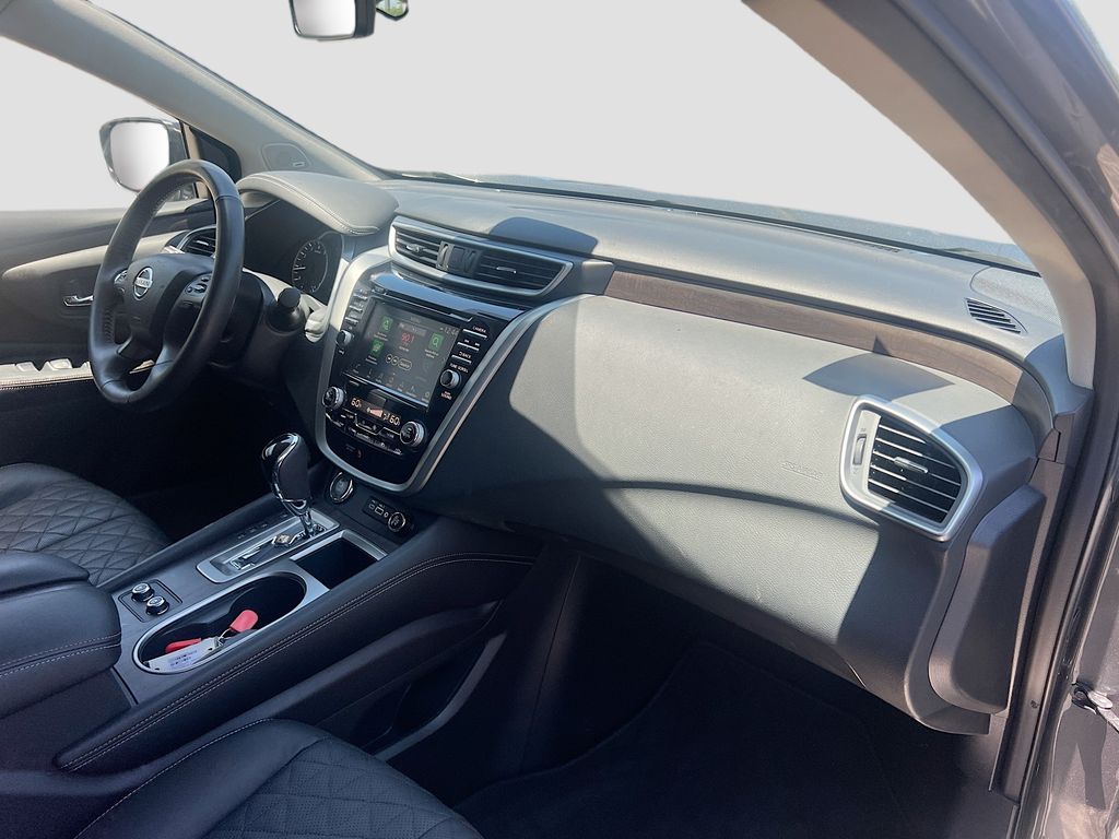Used 2024 Gray Nissan Platinum image 30