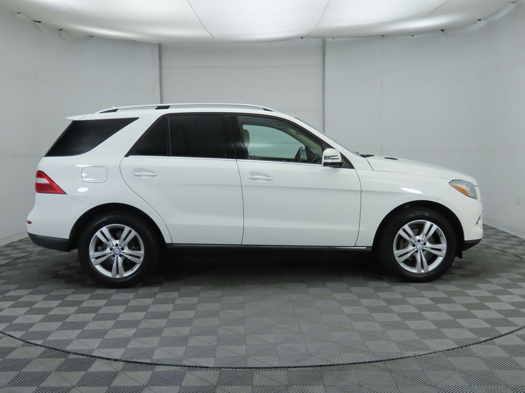 Thumbnail: 2015 Mercedes-Benz M-Class - 4