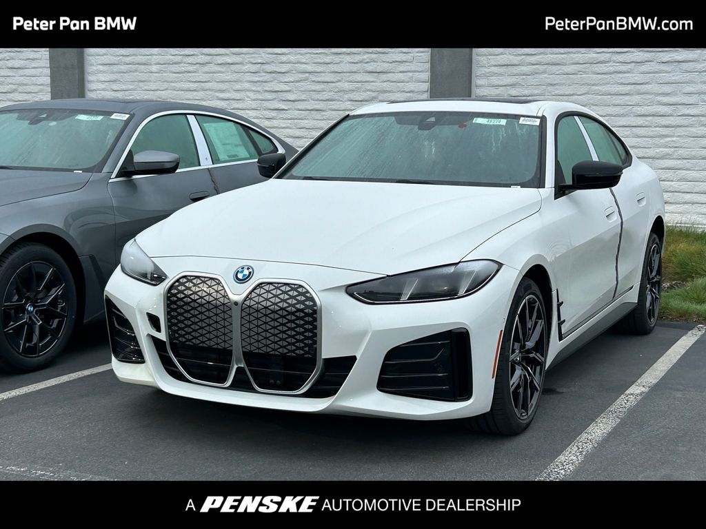 Thumbnail: 2025 BMW i4 - 1