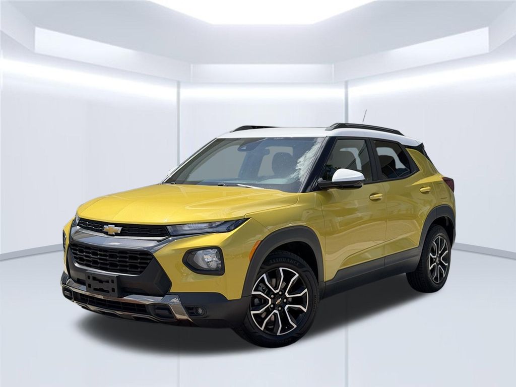 Nitro Yellow Metallic 2023 Chevrolet Trailblazer SUV / Crossover Front-Wheel Drive Continuously Variable Transmission