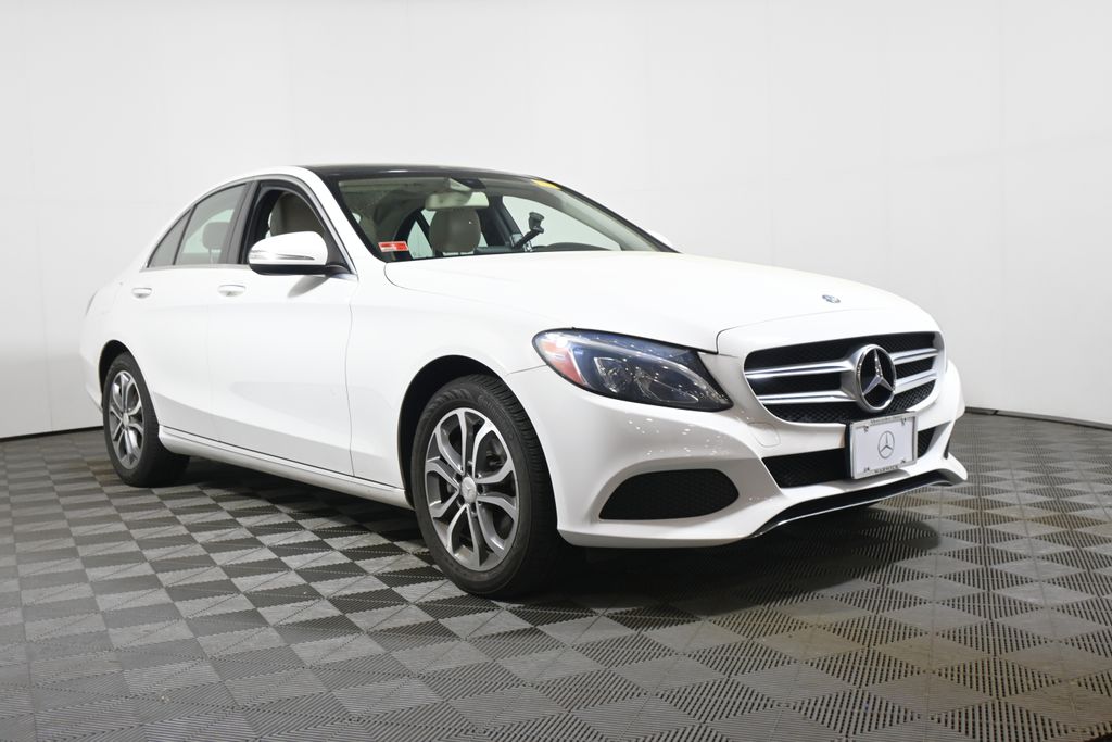 Thumbnail: 2015 Mercedes-Benz C-Class - 9