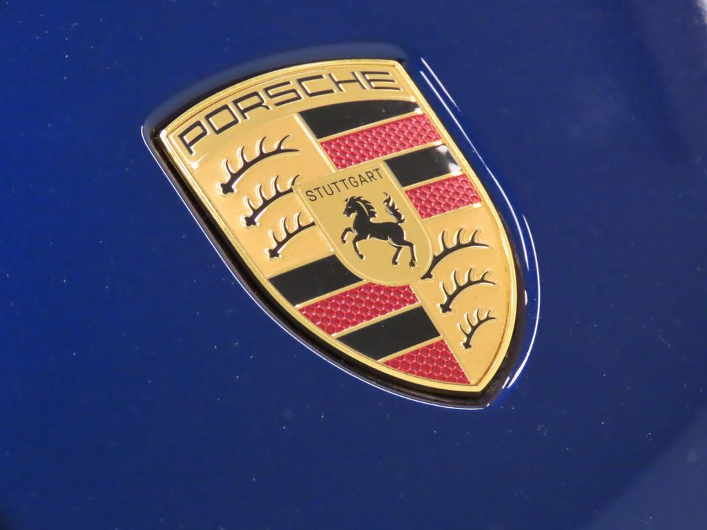 Thumbnail: 2024 Porsche Macan - 14