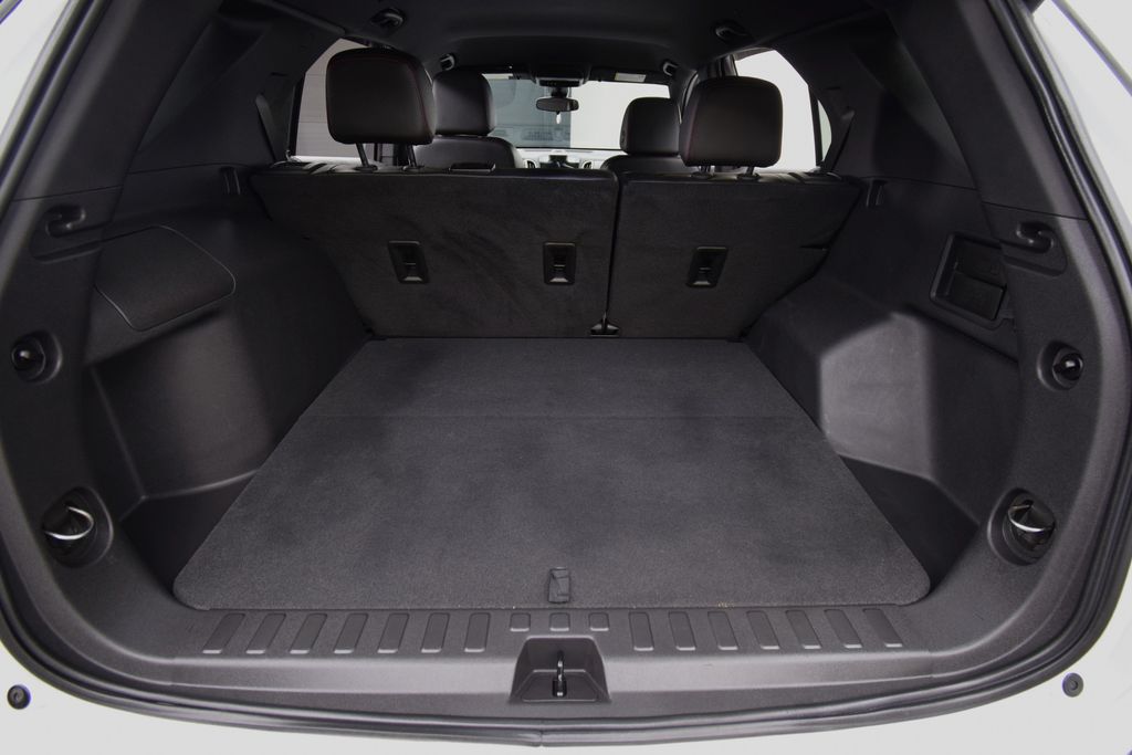 used 2022 Chevrolet Equinox car, priced at $25,000