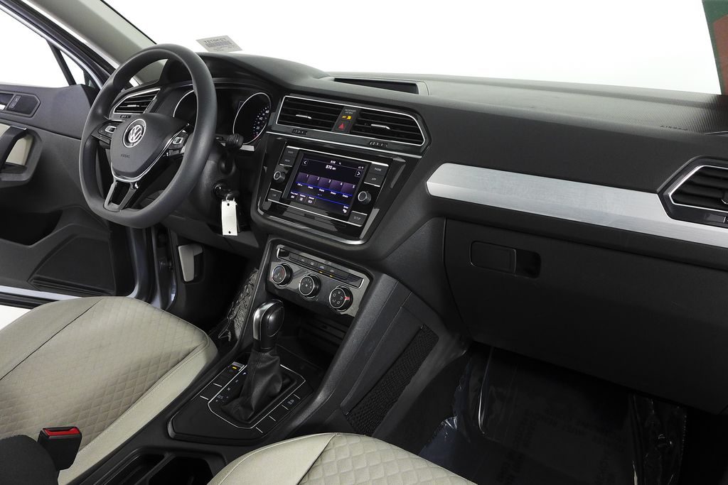 Thumbnail: 2019 Volkswagen Tiguan - 13
