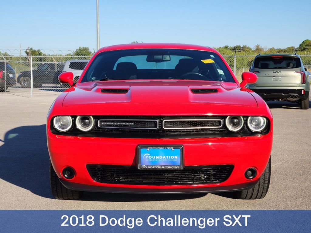 2018 Dodge Challenger SXT 2