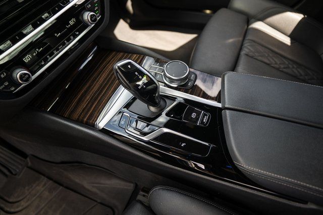 2023 BMW 5 Series 540i - Photo 19