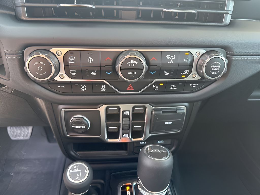 New Car 2025 Jeep Gladiator  For Sale Under $40,000 In Austin, Texas