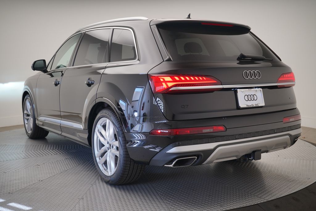 Thumbnail: 2025 Audi Q7 - 3