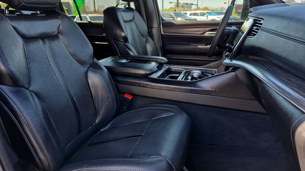 2024 Jeep Wagoneer L