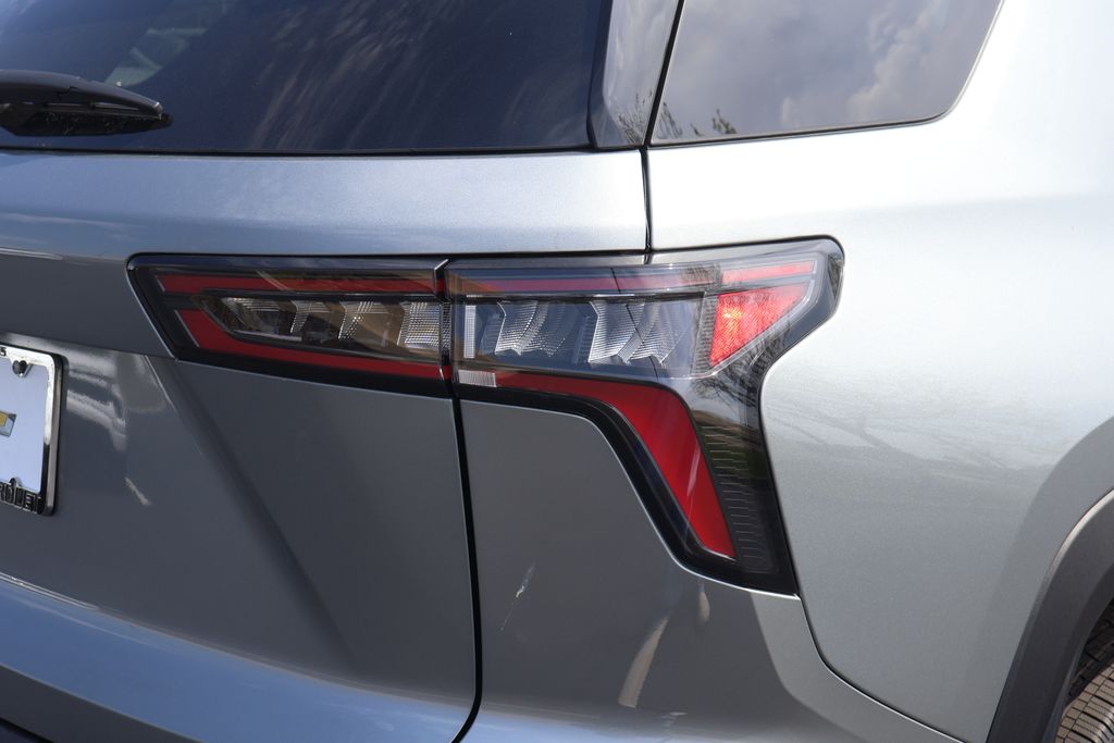 Thumbnail: 2026 Chevrolet Equinox - 7