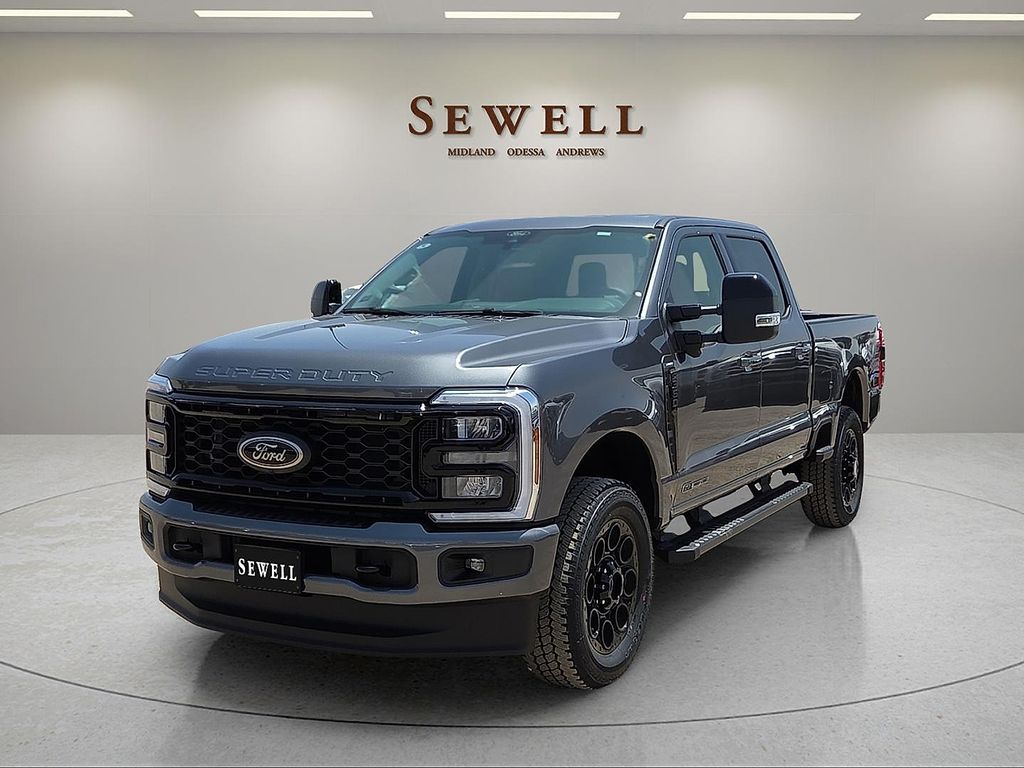2026 Ford F-350SD Lariat