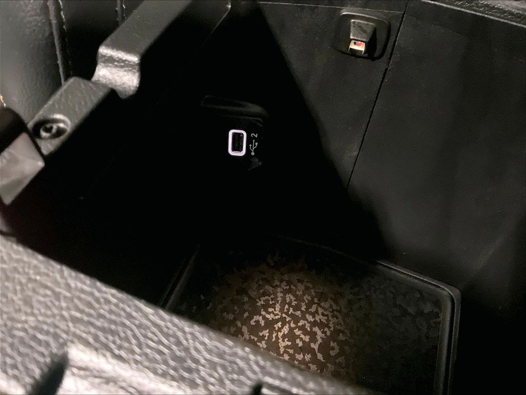 2024 Jeep Wrangler — photo 27