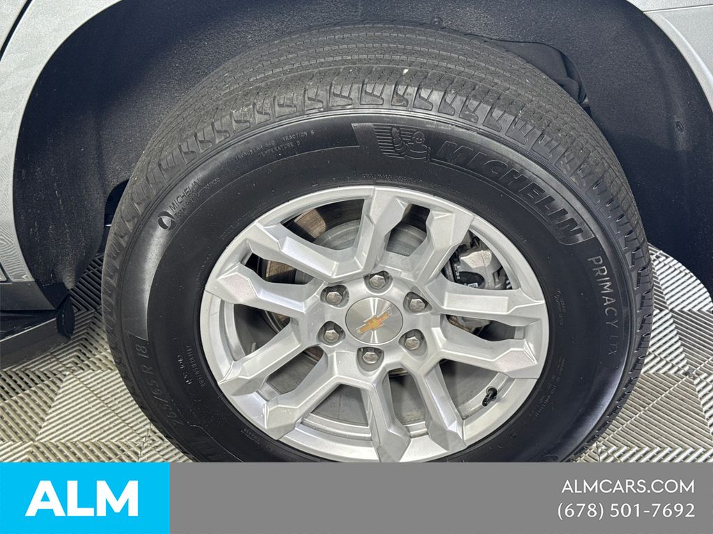 Used 2025 Gray Chevrolet LT image 23