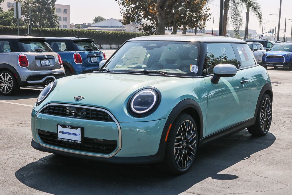 2025 MINI Cooper  3