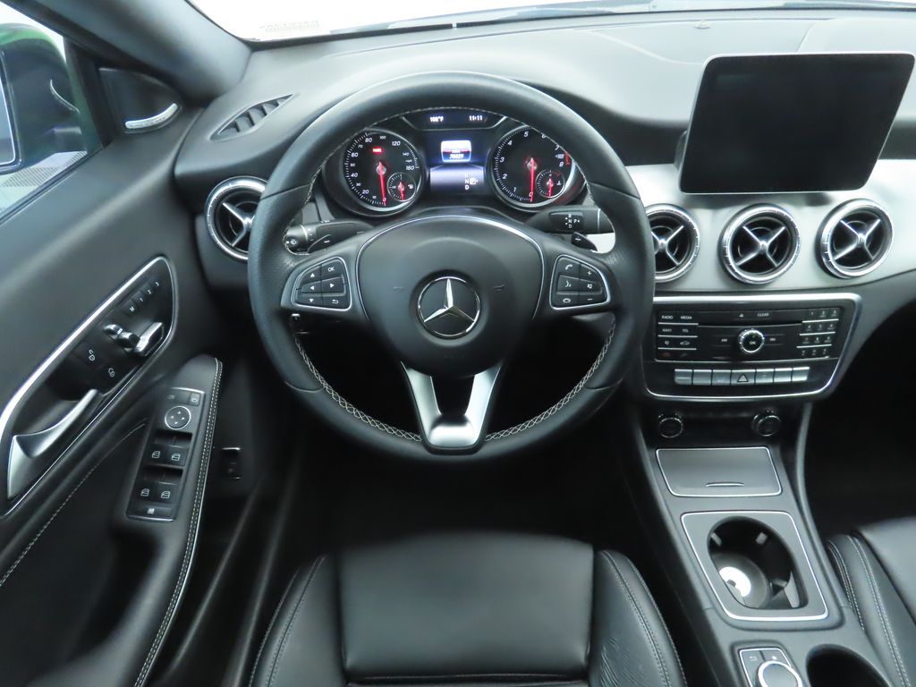 Thumbnail: 2018 Mercedes-Benz CLA - 10