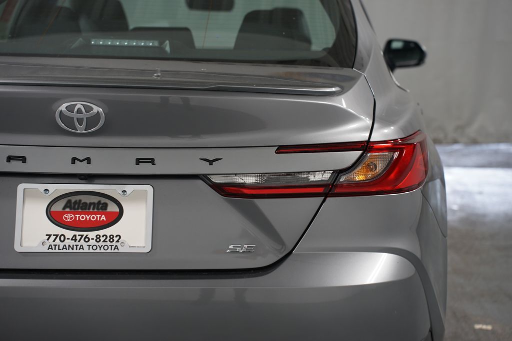Thumbnail: 2025 Toyota Camry - 10