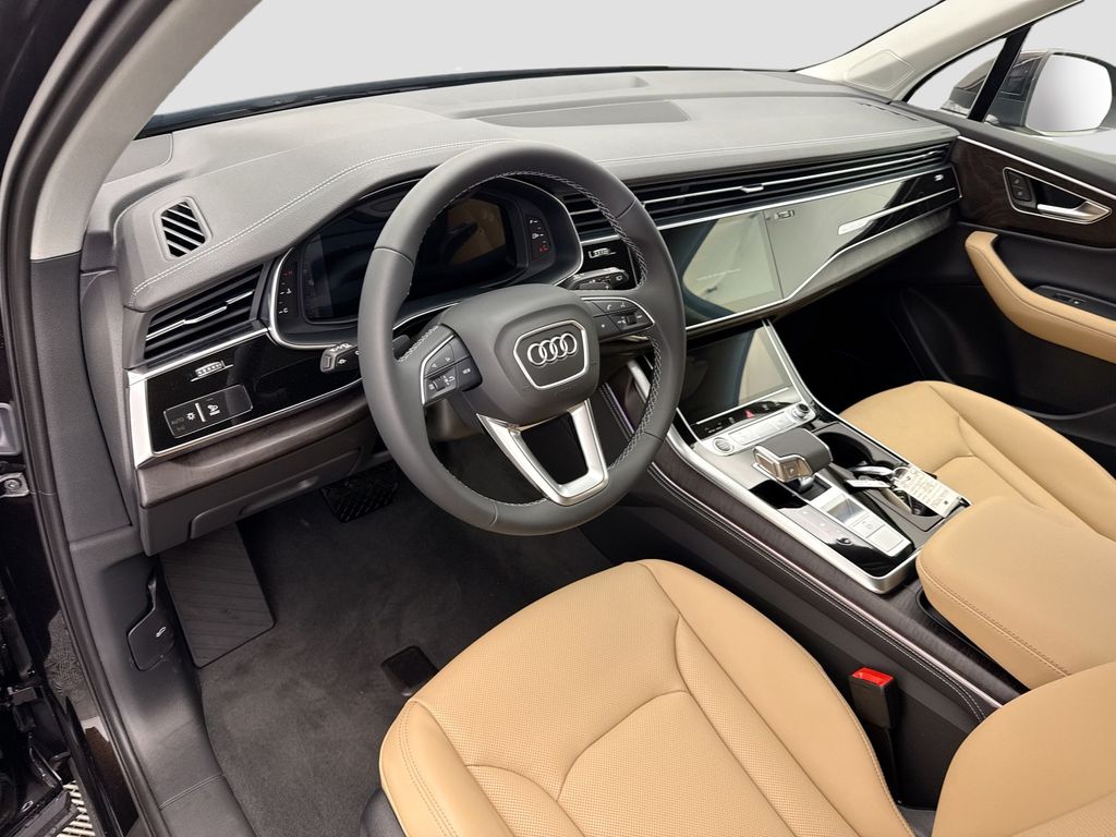 Thumbnail: 2026 Audi Q7 - 9