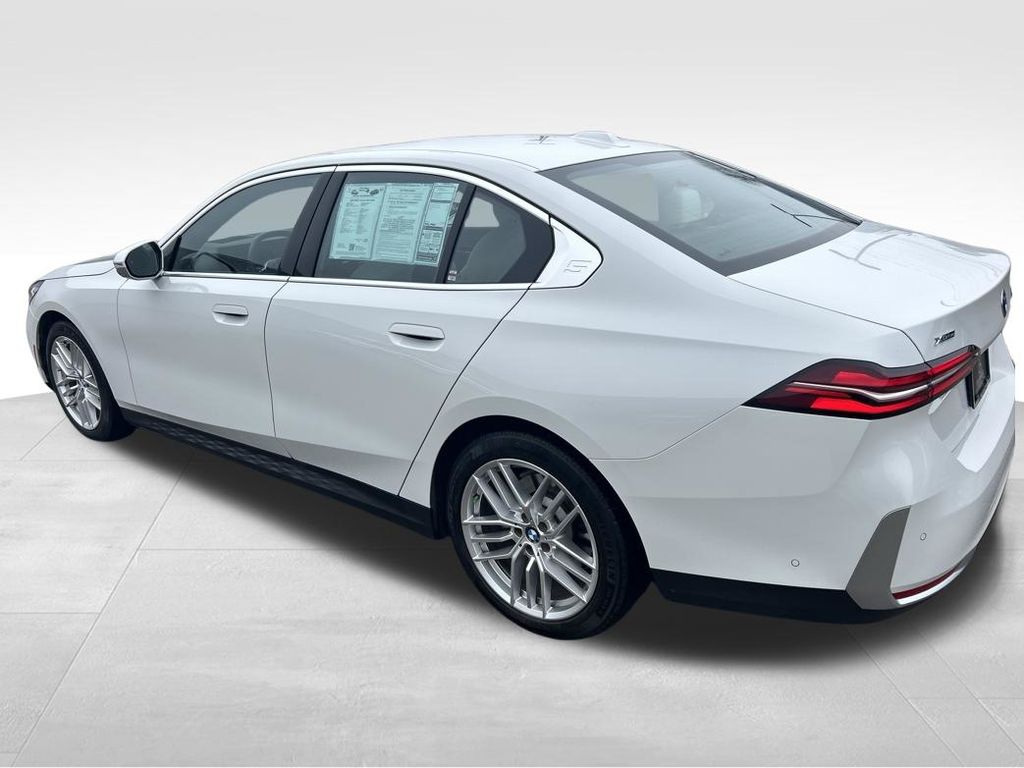 2024 BMW 5 Series 530i xDrive - 2