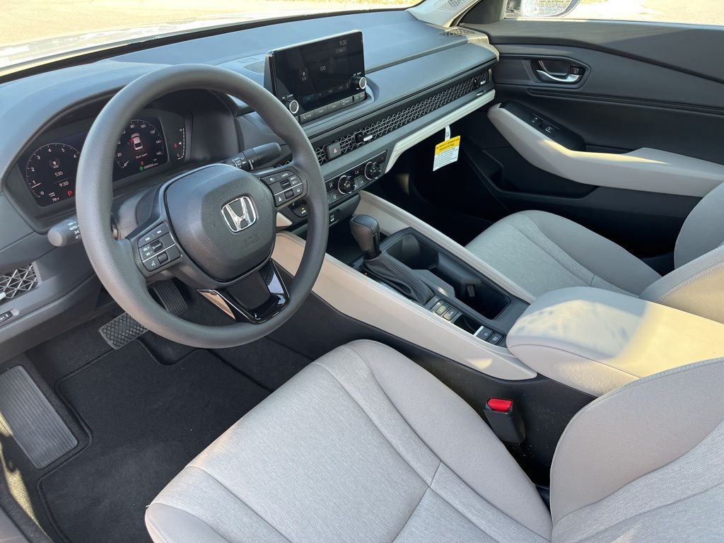 Thumbnail: 2025 Honda Accord - 10