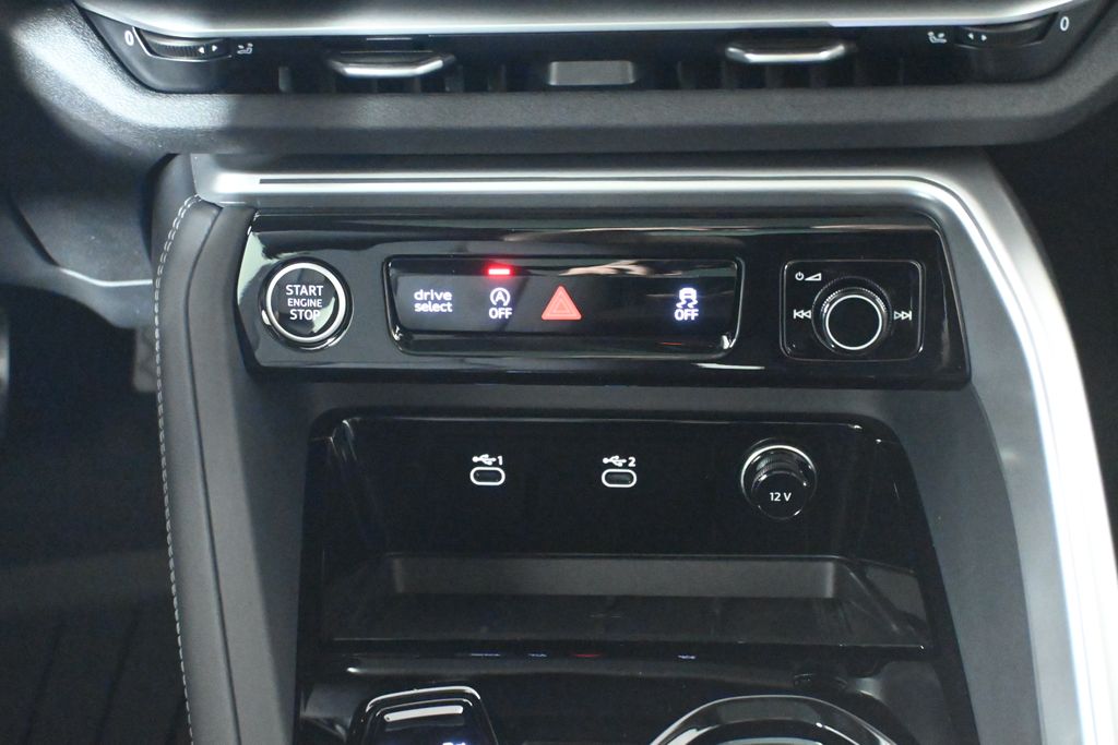 Thumbnail: 2025 Audi Q5 - 18