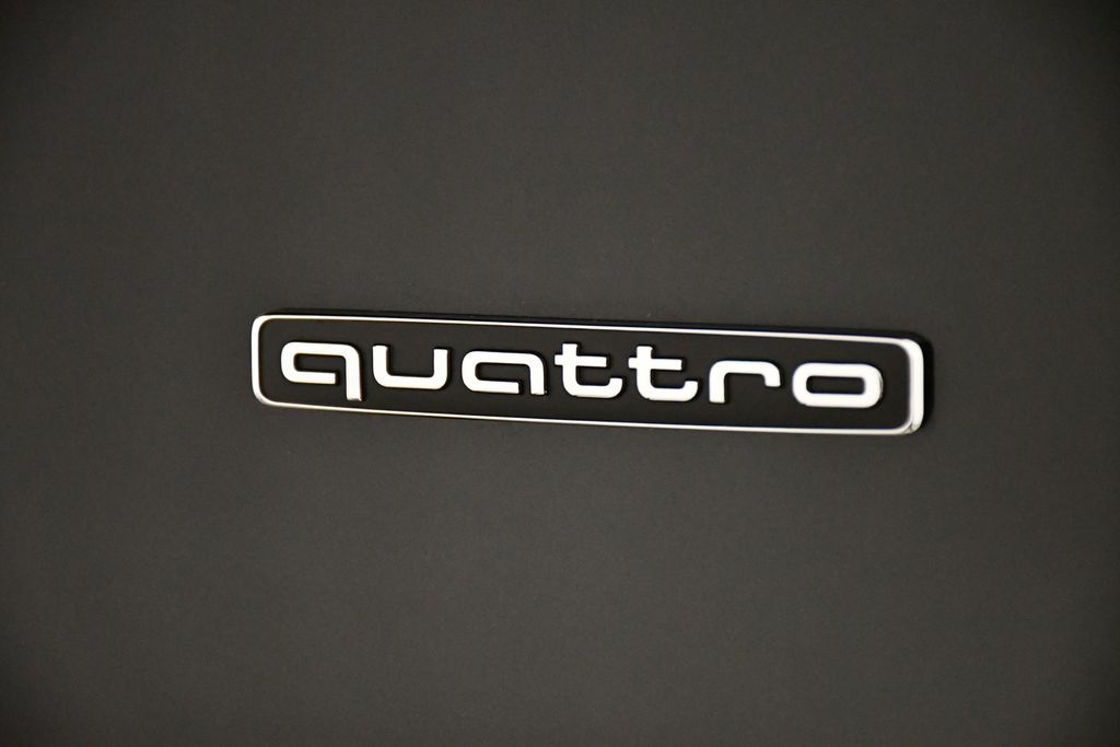 2025 Audi Q5 Premium 10