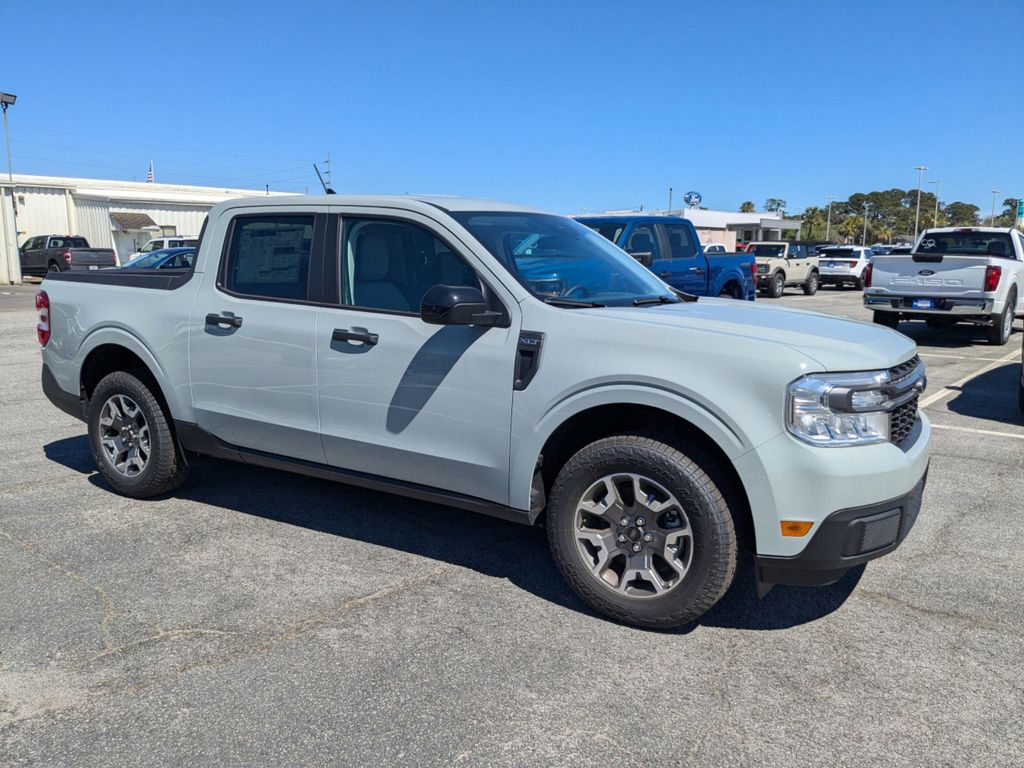 2024 Ford Maverick XLT
