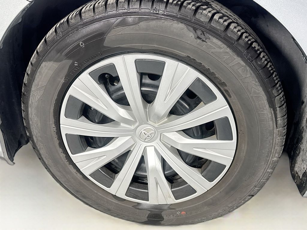 Used Car 2022 Toyota Camry Hybrid  Le For Sale Under $25,000 In Austin, Texas