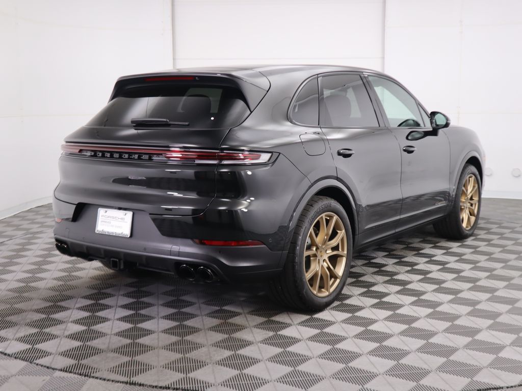 2024 Porsche Cayenne  5