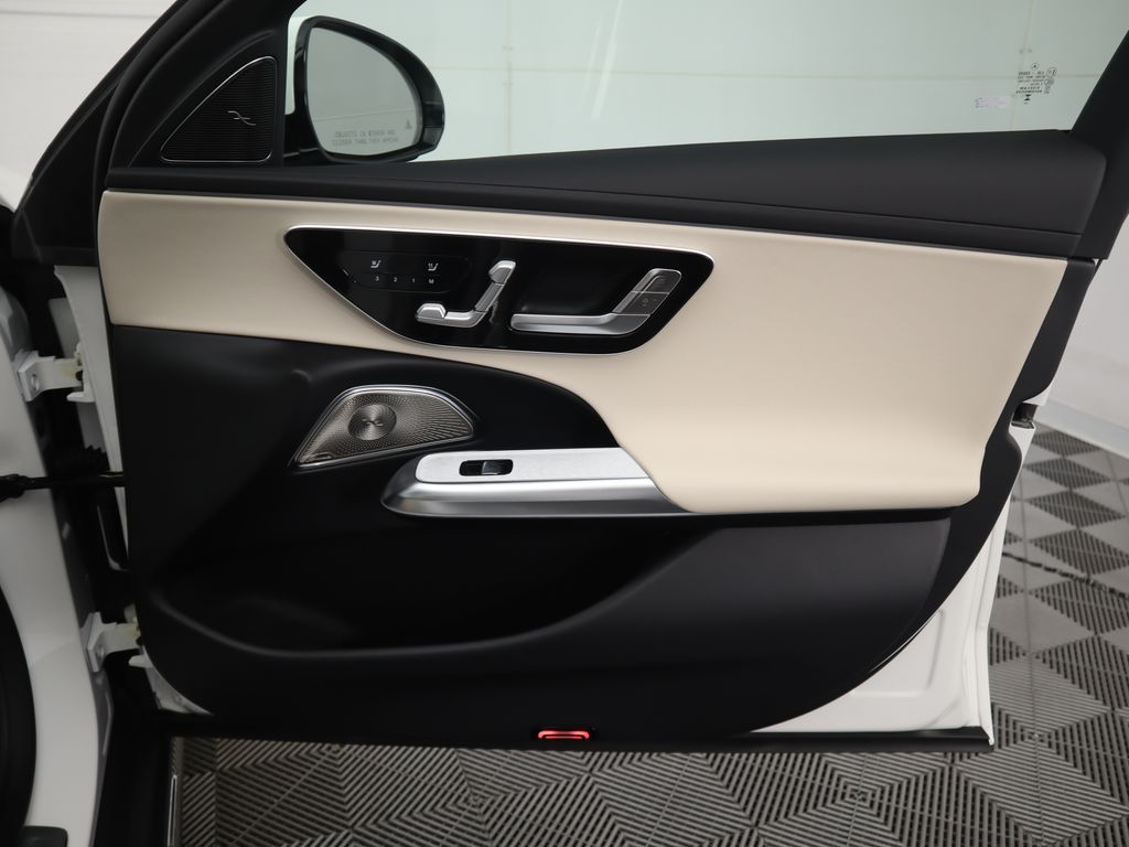 Thumbnail: 2026 Mercedes-Benz E-Class - 27